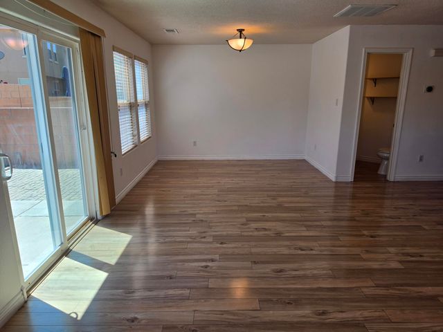 10801 Fort Point Lane NE, Albuquerque, NM 87123