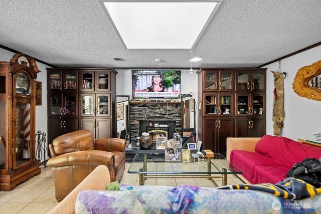 13412 54th Avenue W, Edmonds, WA 98026