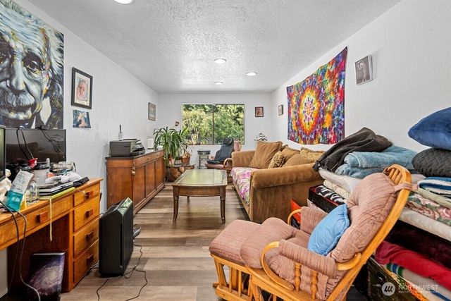 13412 54th Avenue W, Edmonds, WA 98026