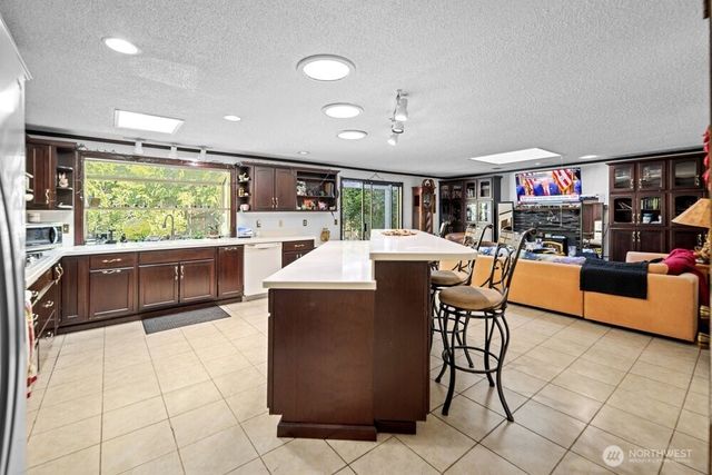 13412 54th Avenue W, Edmonds, WA 98026