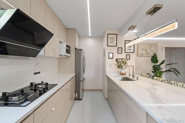 199-23 22 Ave 1-260, Whitestone, NY 11357