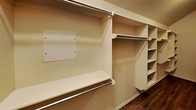 16409 Stoneview Drive, Oklahoma City, OK 73170