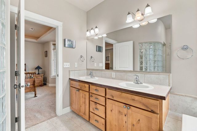2304 W Rainier Ct, Spokane, WA 99208