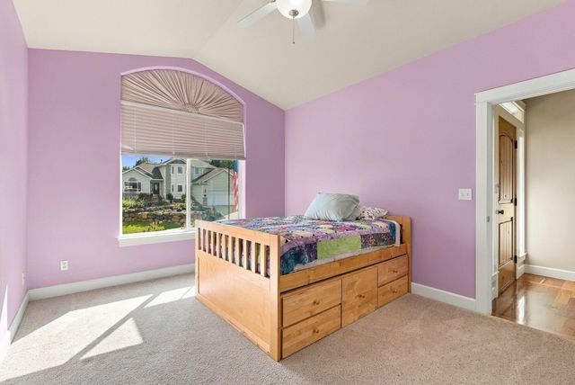 2304 W Rainier Ct, Spokane, WA 99208