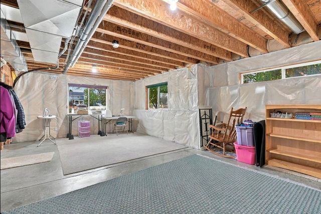 2304 W Rainier Ct, Spokane, WA 99208