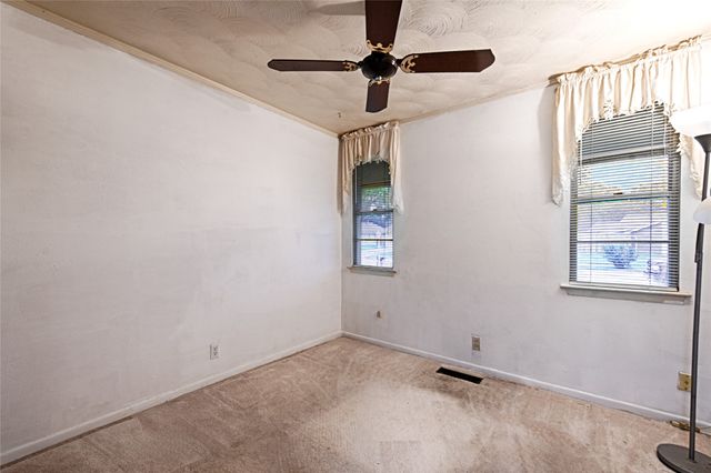 3705 Cranston Court E, Irving, TX 75062