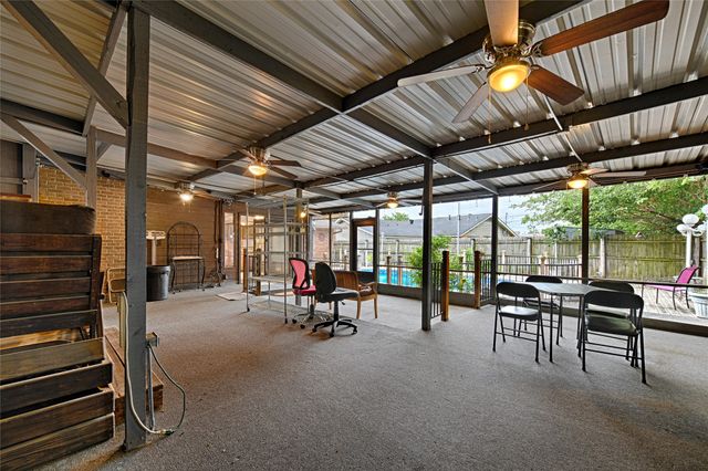3705 Cranston Court E, Irving, TX 75062