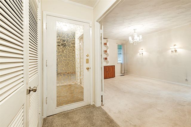 3705 Cranston Court E, Irving, TX 75062