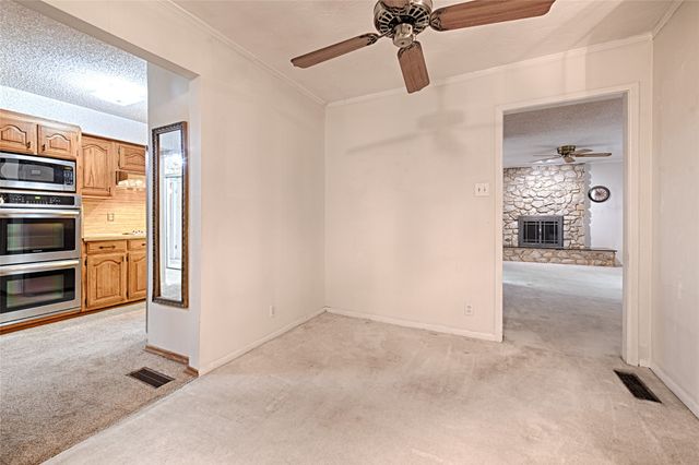 3705 Cranston Court E, Irving, TX 75062