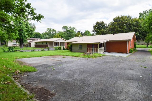 126 Glenn Ave, Gallatin, TN 37066