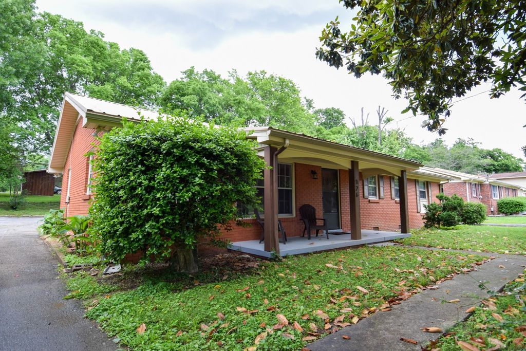 126 Glenn Ave, Gallatin, TN 37066