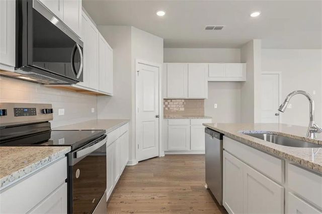 5671 Rosehall Place, South Fulton, GA 30349