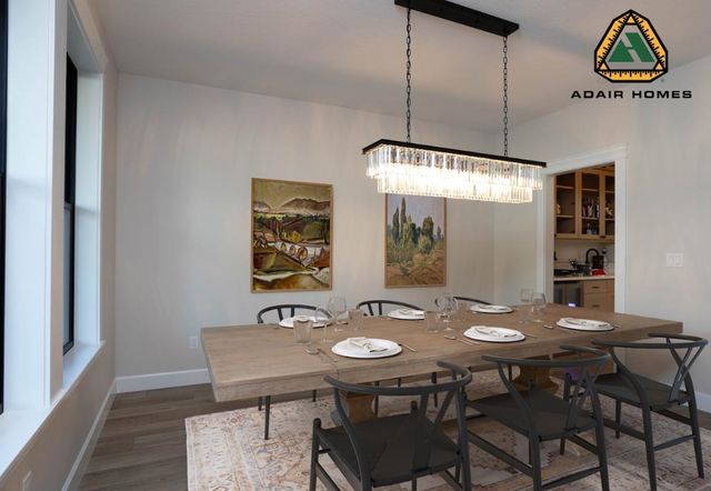 12321 Quail Run Way, Nine Mile Falls, WA 99026