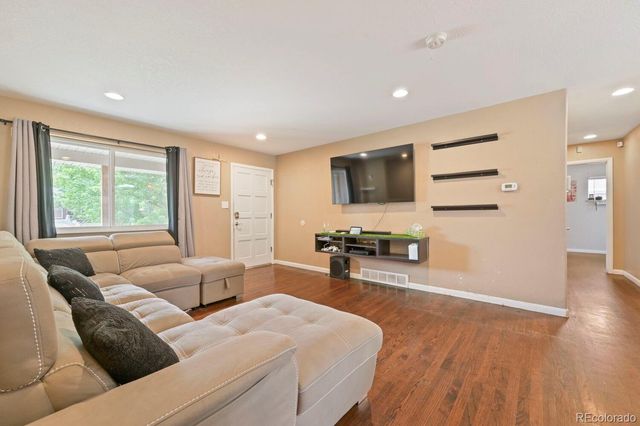 1248 S Eaton Street, Lakewood, CO 80232