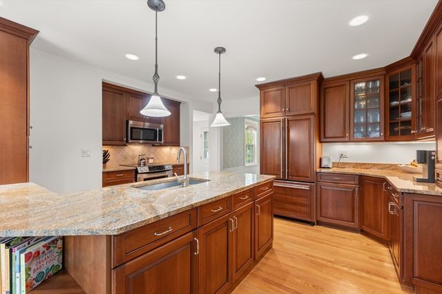 60 Marilyn Rd, Milton, MA 02186