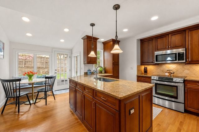 60 Marilyn Rd, Milton, MA 02186