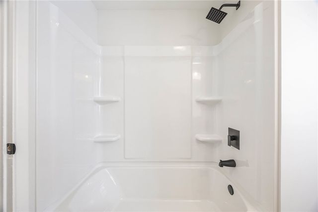 15 Aprille Lane, Rush, NY 14543