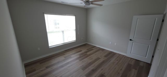 566 Rochdale Run, Delaware, OH 43015