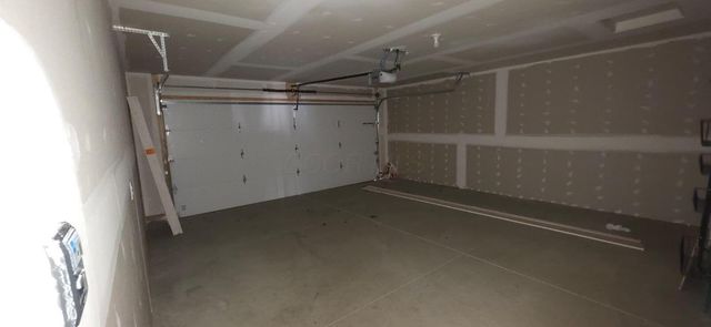 566 Rochdale Run, Delaware, OH 43015