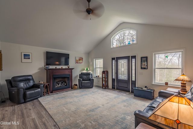 323 N Shore Rd Peck, Gloversville, NY 12078