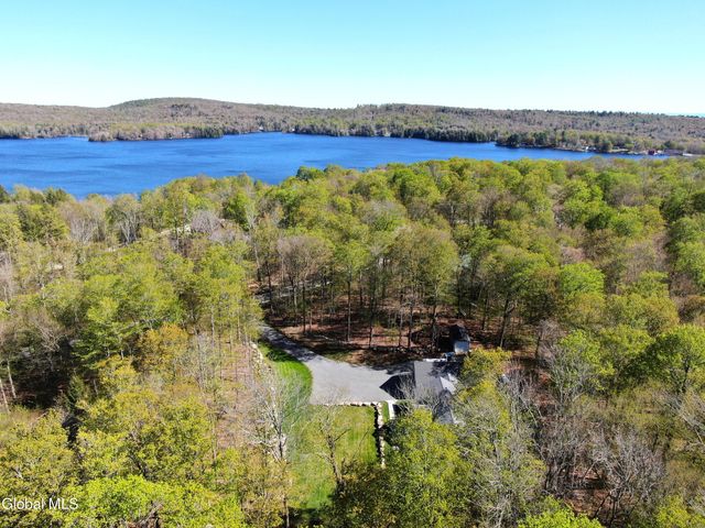 323 N Shore Rd Peck, Gloversville, NY 12078