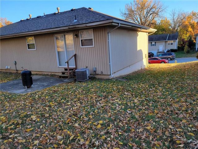 224-226 NW 62nd Terrace, Gladstone, MO 64118