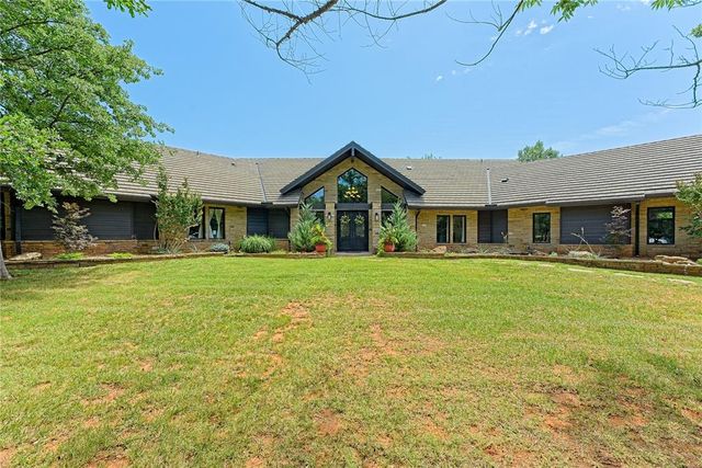1051 Rockland Ridge, Norman, OK 73026