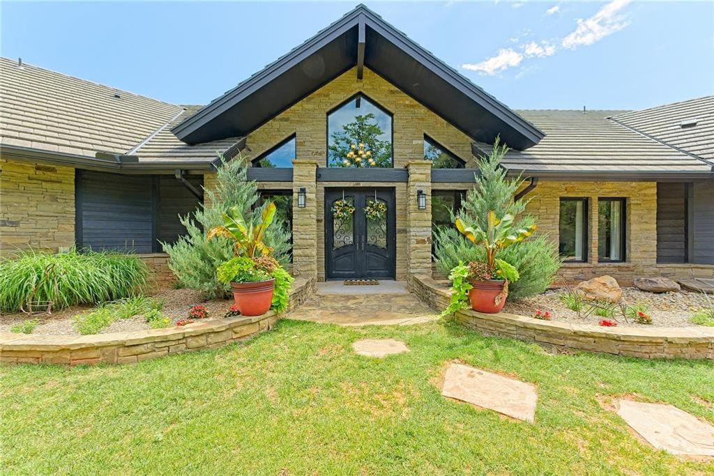 1051 Rockland Ridge, Norman, OK 73026