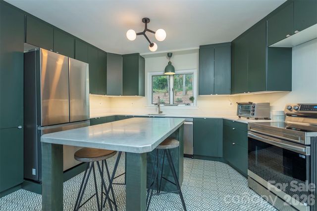 351 Windsor Road, Asheville, NC 28804