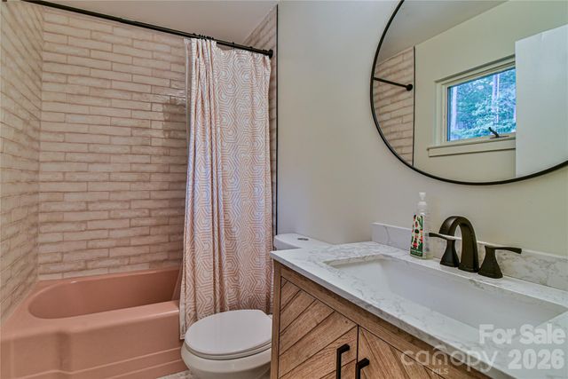 351 Windsor Road, Asheville, NC 28804