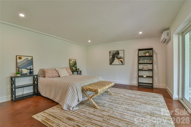 351 Windsor Road, Asheville, NC 28804