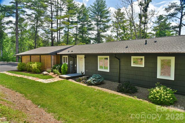 351 Windsor Road, Asheville, NC 28804
