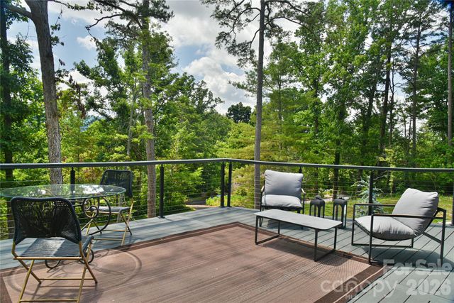 351 Windsor Road, Asheville, NC 28804