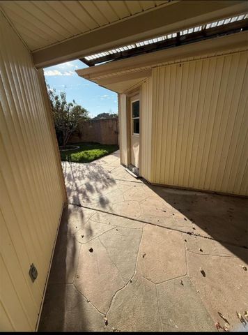 4027 W Summit Valley Drive, Houston, TX 77082