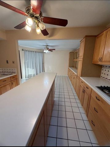 4027 W Summit Valley Drive, Houston, TX 77082