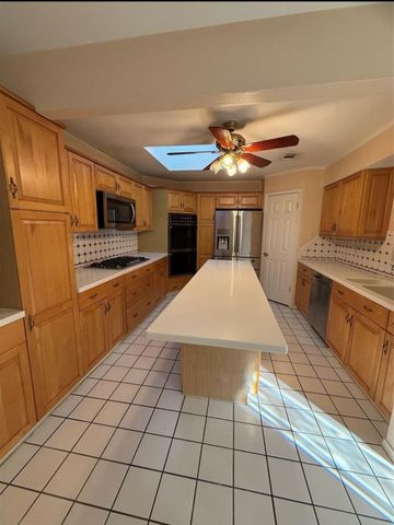 4027 W Summit Valley Drive, Houston, TX 77082