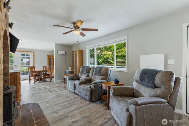 5601 106th Street E, Puyallup, WA 98373