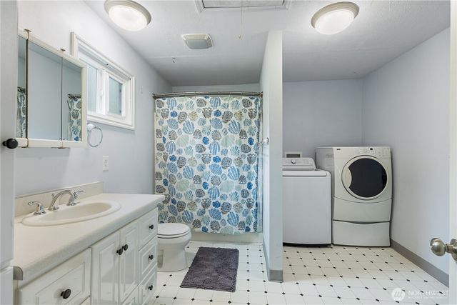 5601 106th Street E, Puyallup, WA 98373