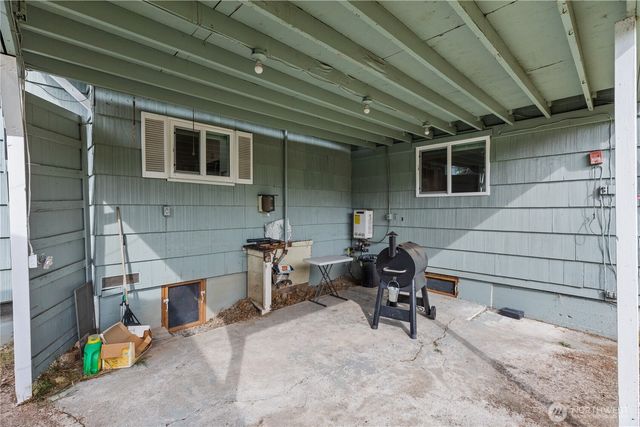 5601 106th Street E, Puyallup, WA 98373