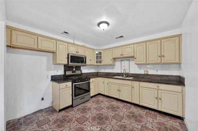 10529 La Mirada, Whittier, CA 90604