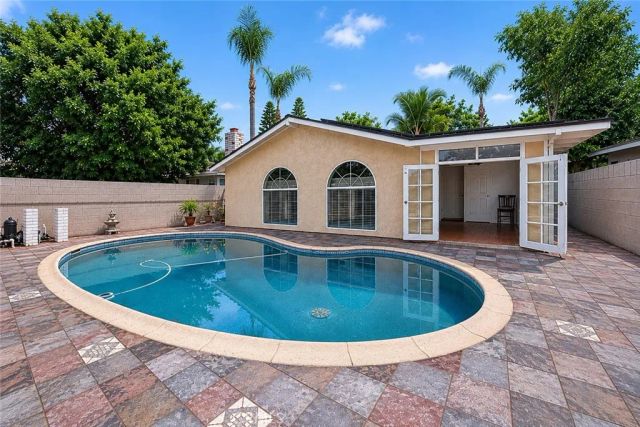 10529 La Mirada, Whittier, CA 90604