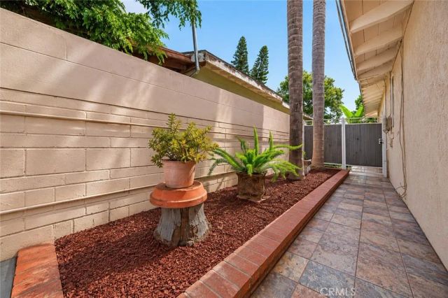 10529 La Mirada, Whittier, CA 90604
