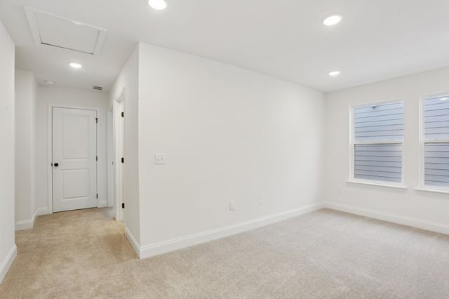 128 Dahlia Dr, La Vergne, TN 37086