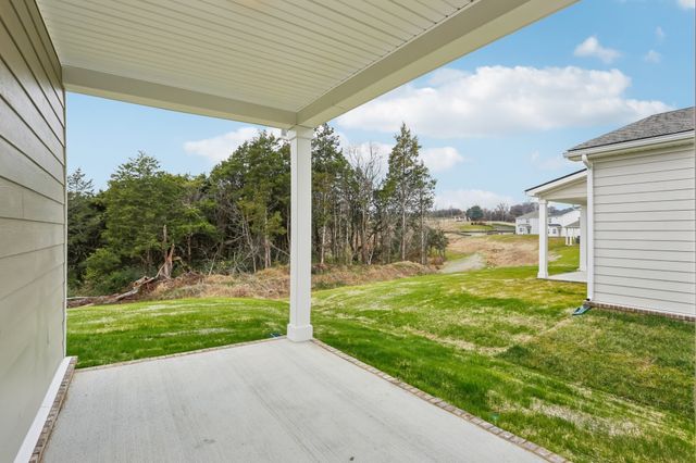 128 Dahlia Dr, La Vergne, TN 37086