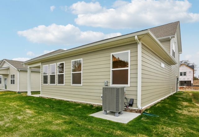 128 Dahlia Dr, La Vergne, TN 37086