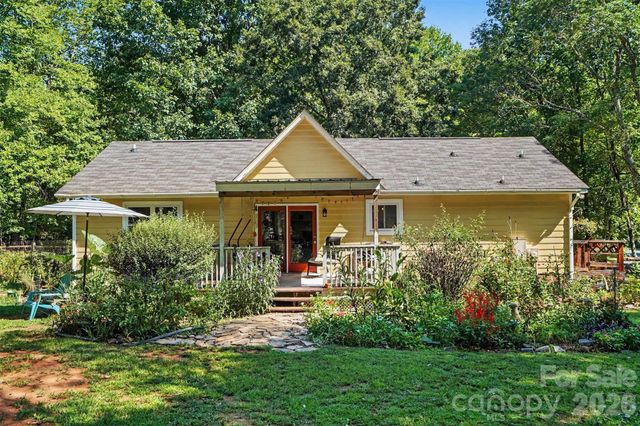 1419 Parkside Drive, Wesley Chapel, NC 28110