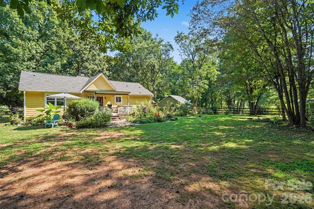 1419 Parkside Drive, Wesley Chapel, NC 28110