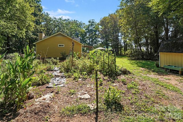 1419 Parkside Drive, Wesley Chapel, NC 28110