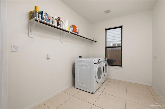 3914 Revilla Street, Edinburg, TX 78542