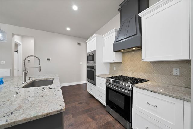 6828 Chase Street, North Richland Hills, TX 76182